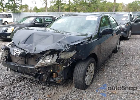 2011 Toyota Camry Xle z USA, uszkodzony, nr VIN 4T4BF3EKXBR199316